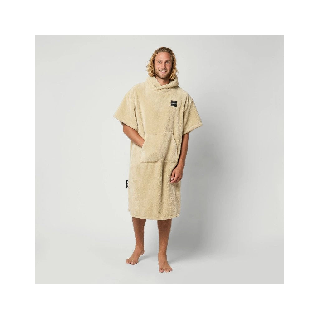 Poncho Teddy, Sand
