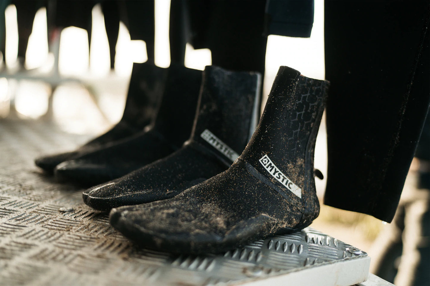 Majestic Boot Split Toe 5mm, Black